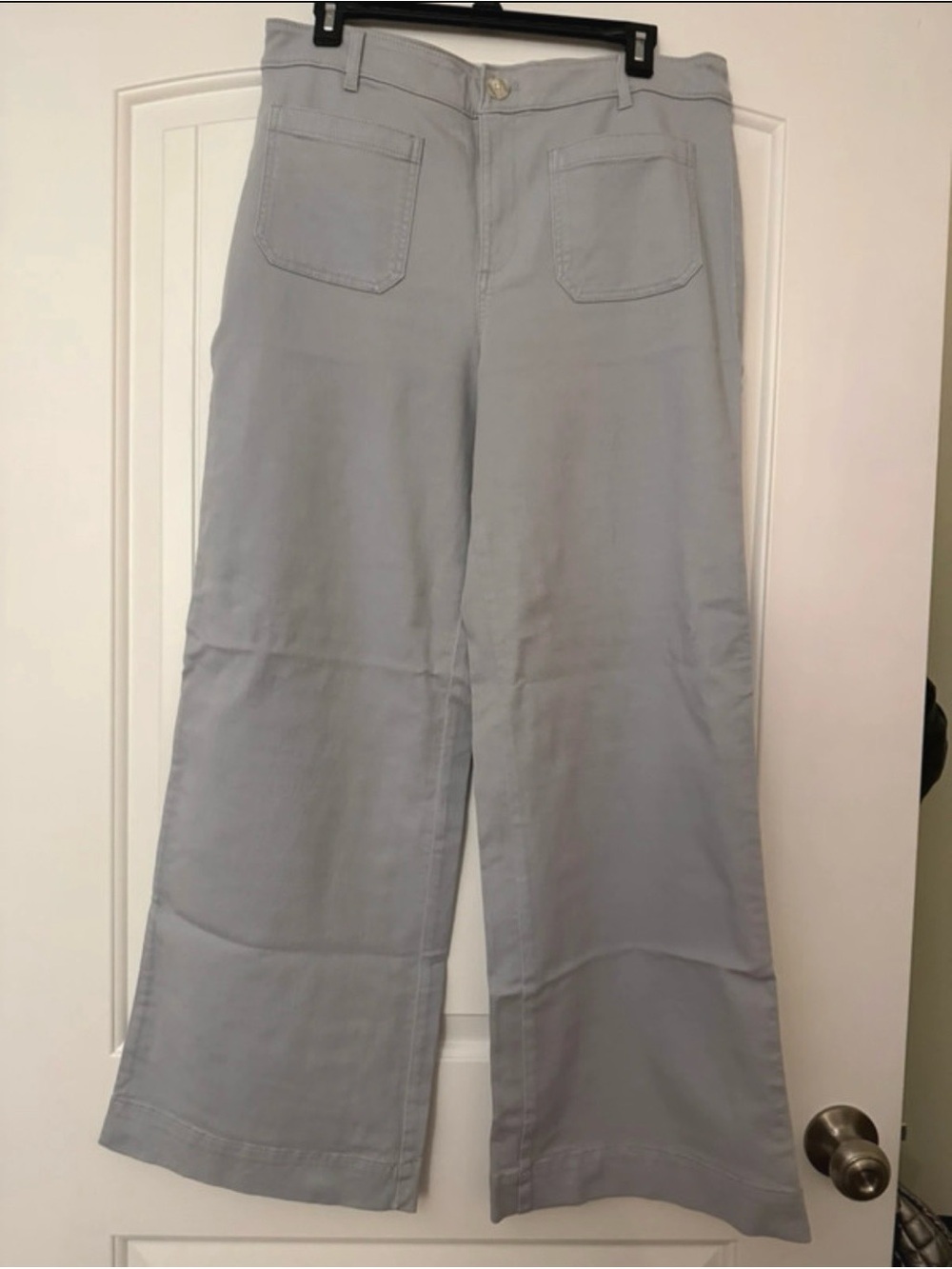 Women's Wide-Leg Jeans in Light Gray